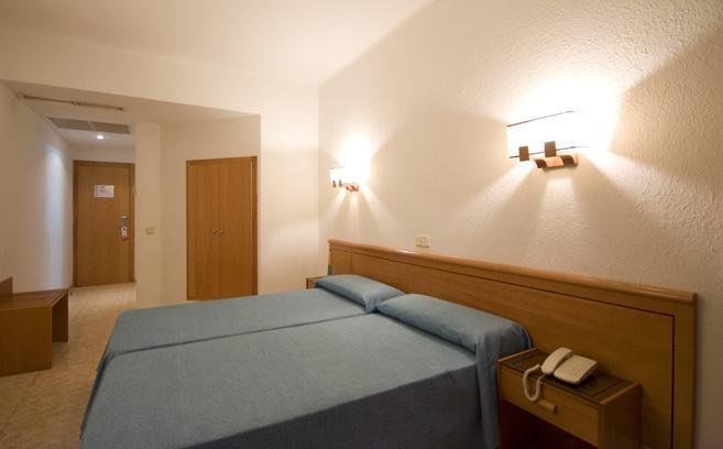 Abelux Hotel Palma de Mallorca Room photo